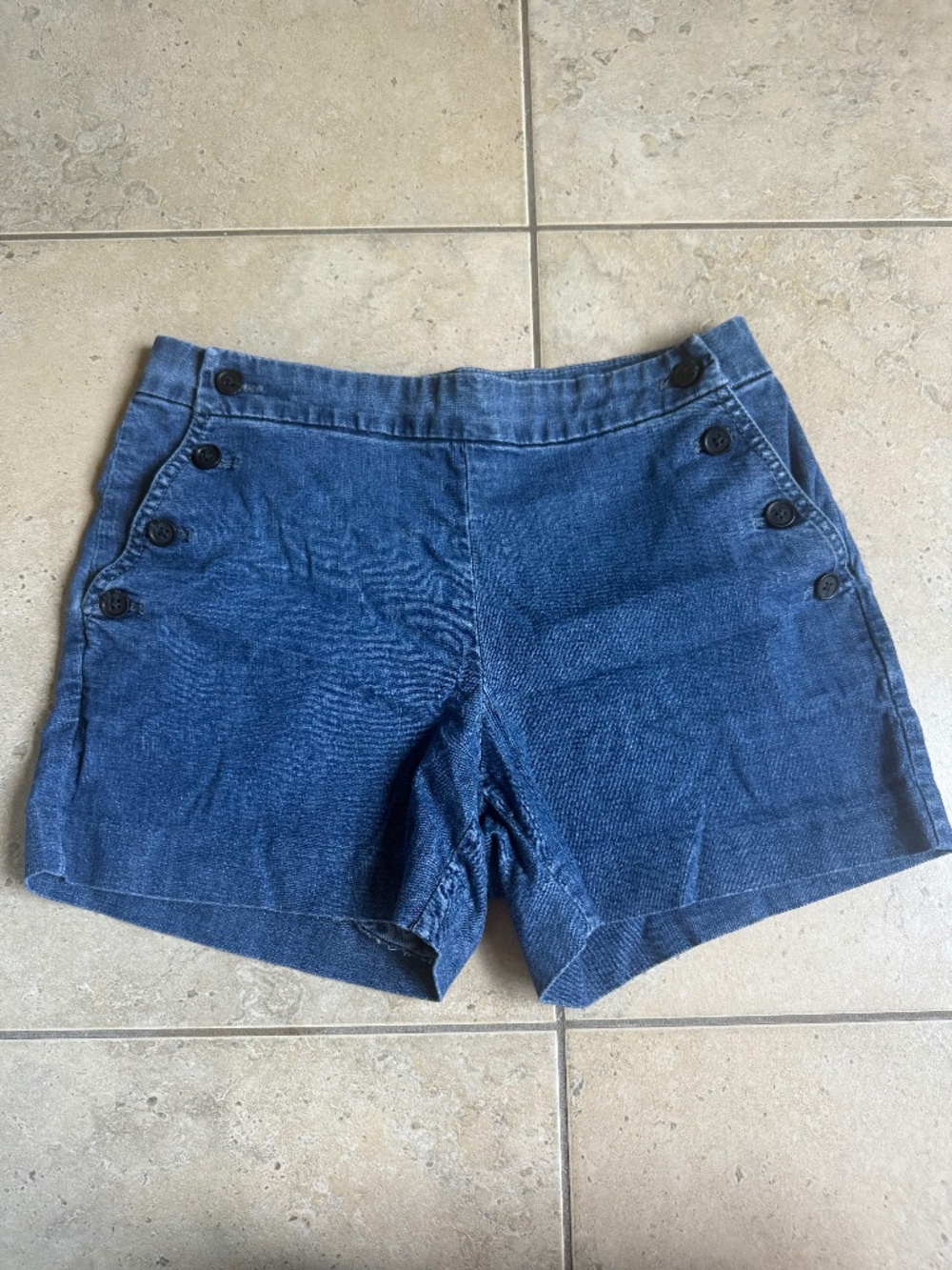 Banana Republic Denim Jean Shorts – Size 0
